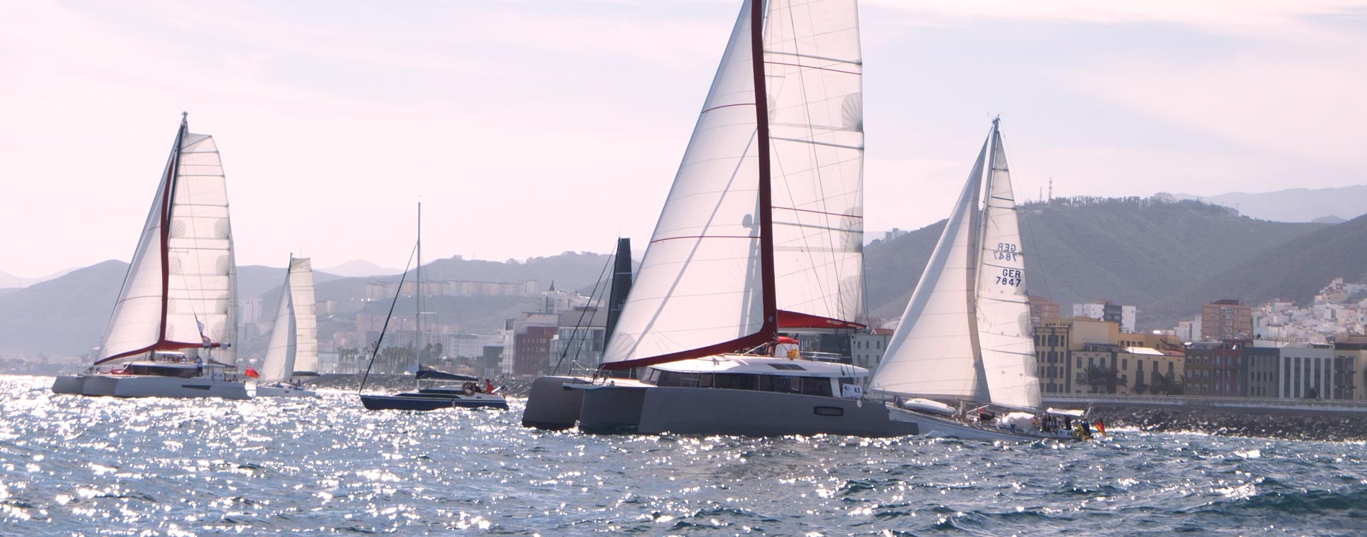 2 trimarans NEEL prennent le départ de l'ARC 2020 7