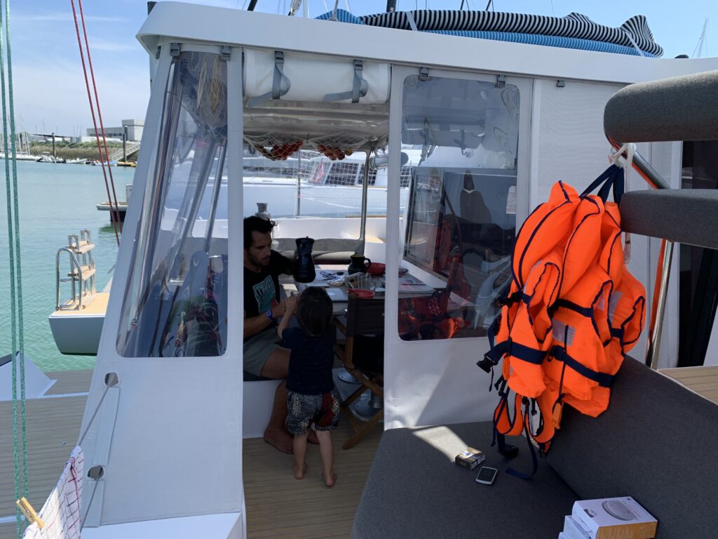 Un tour du monde avec 4 enfants à bord d’un NEEL 43 : le témoignage de la famille Fosseries 2